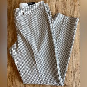 NWT Express Editor Ankle Pant. Size 6R.